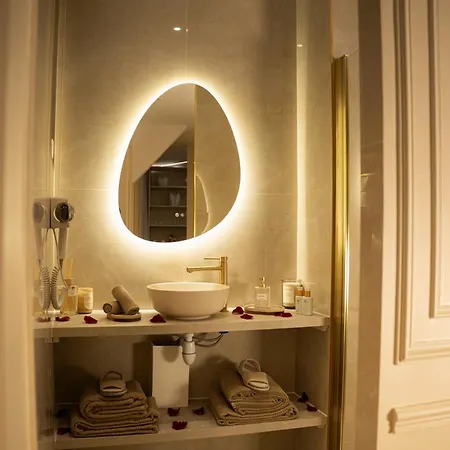 Stellar Love hotel Noisy-le-Sec