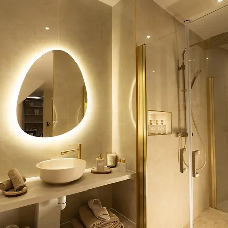 Stellar Love hotel *